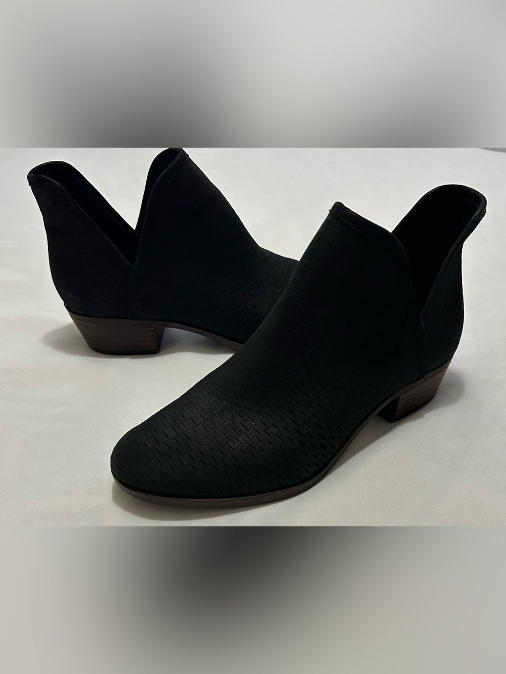 Lucky Brand Baley Ankle Boots  Black Suede Leather Perforated  Women’s 
Size 7M